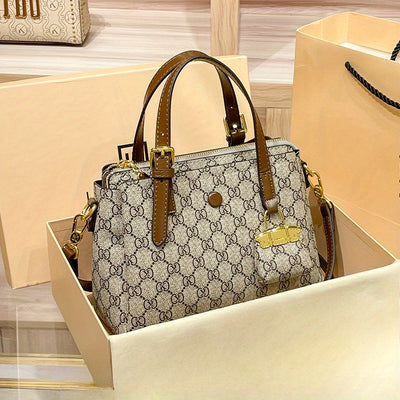 Women’s Luxury Clutch & Crossbody Handbag – Beige Textured Purse