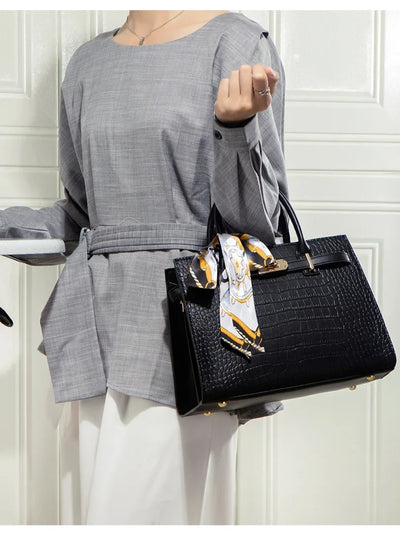 High-End Women Midlife Luxury Leather Bag