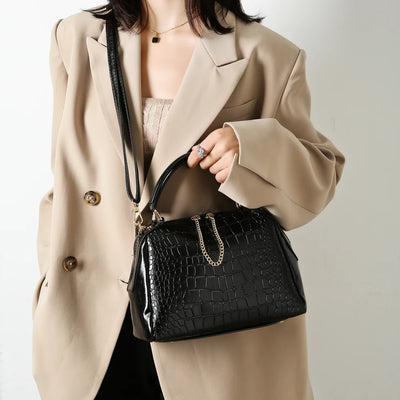 Vintage Crocodile Pattern Large Capacity Crossbody Handbag by LANYIBAIGE